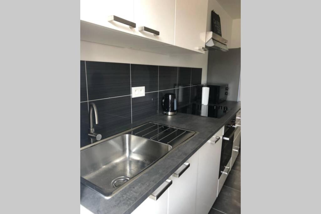 S'Capades 2 Mulhouse - Wifi Netflix Apartment Ngoại thất bức ảnh